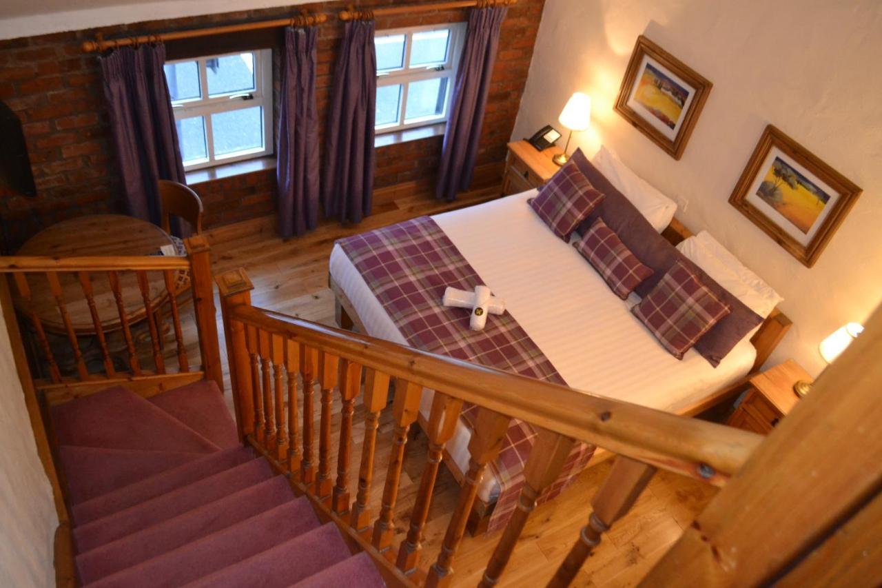 Walsh'S Hotel And Apartments Maghera  Exteriör bild