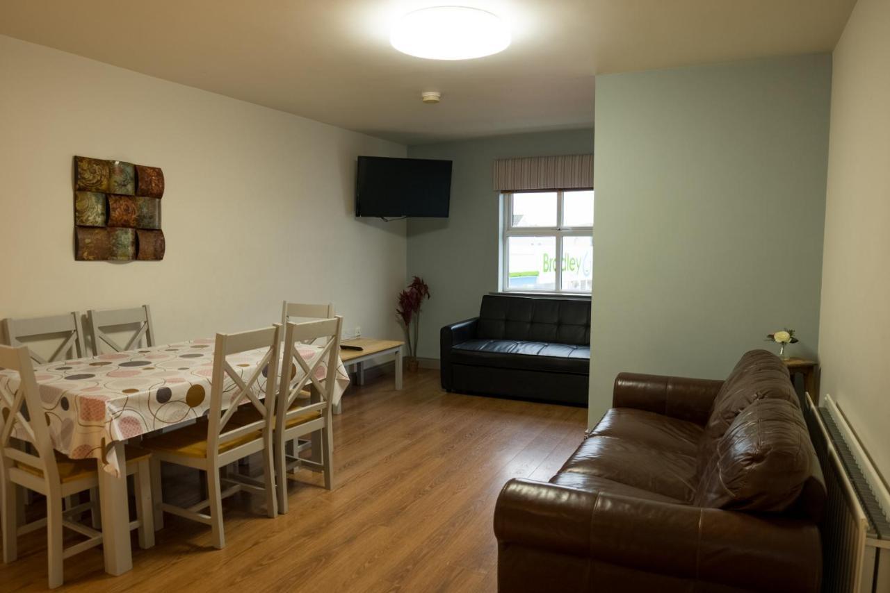 Walsh'S Hotel And Apartments Maghera  Exteriör bild
